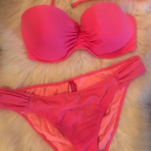 Victoria’s Secret pink bikini